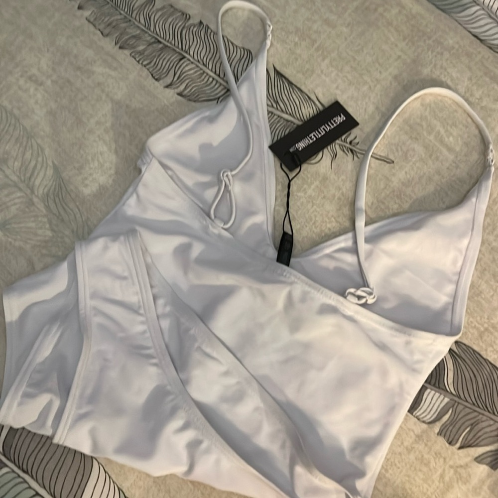 Swim suit